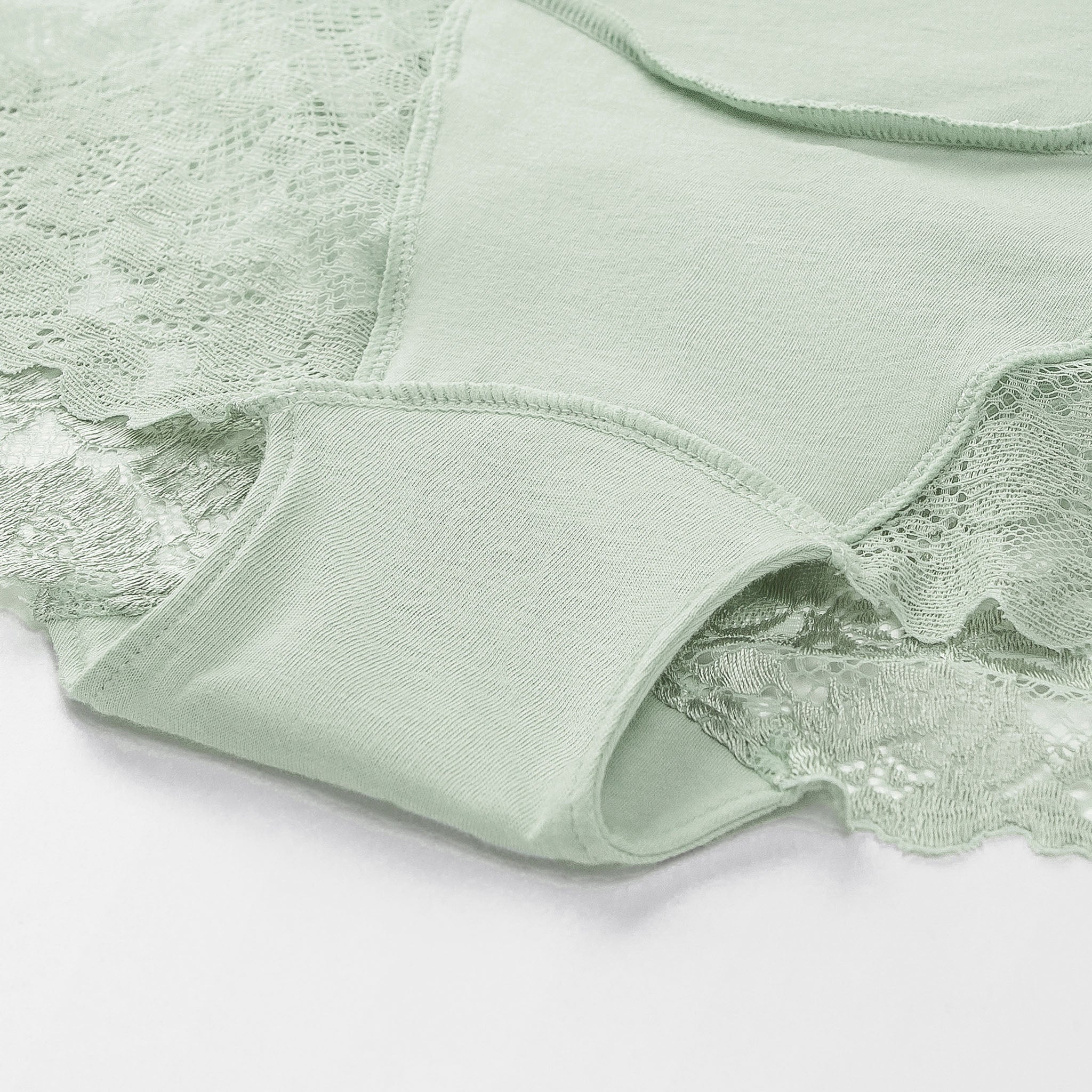 レーシーローレグショーツ〈ガーデニア〉