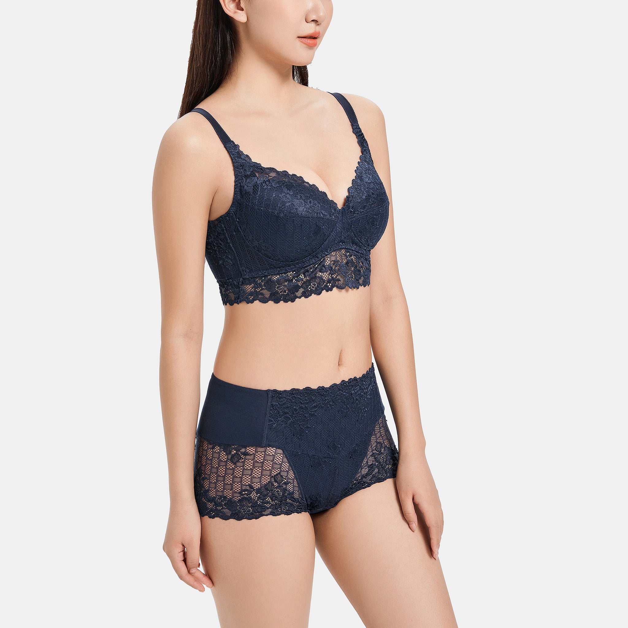 レーシーローレグショーツ〈ガーデニア〉