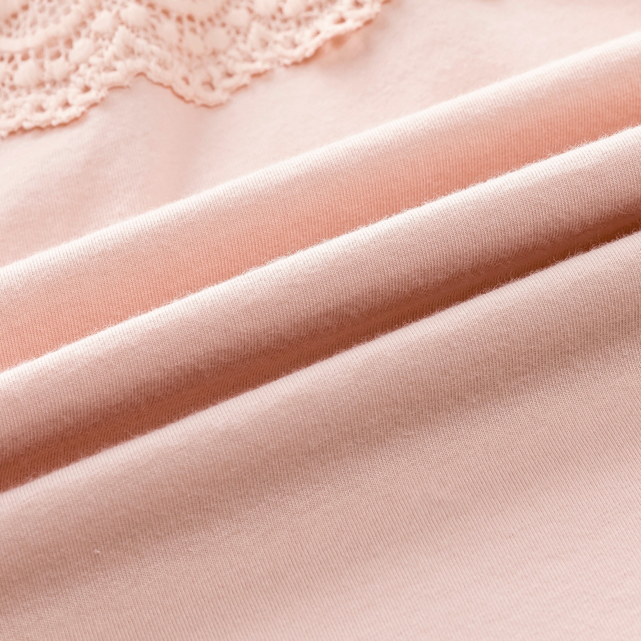 ノンワイヤーレーシーブラレットキャミ〈カンパニュラ〉